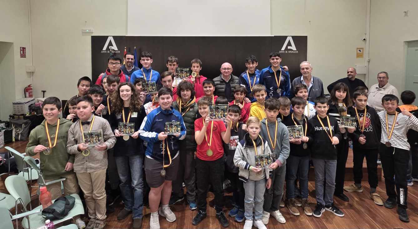 Campeonato Provincial por equipos de colegios y clubes escolares sub 12 y sub 18 en Los Toruños