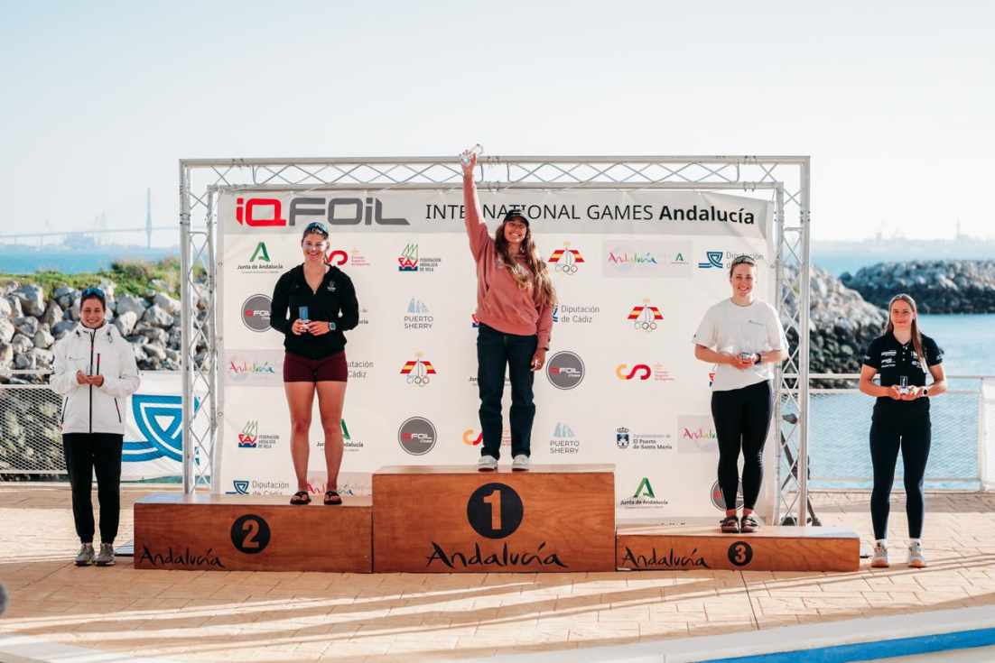 Pilar Lamadrid conquista los iQFOiL Games C&aacute;diz 2026