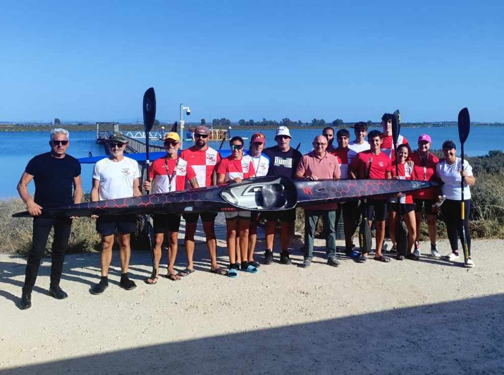 Felicitación municipal al club Orca Kayak por las cuatro medallas cosechadas en el Campeonato de Andalucía de Invierno de Piragüismo