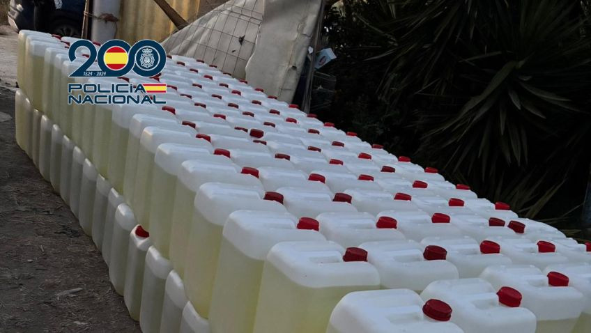 Cuatro detenidos en El Puerto con 24.000 litros de combustible destinado al petaqueo