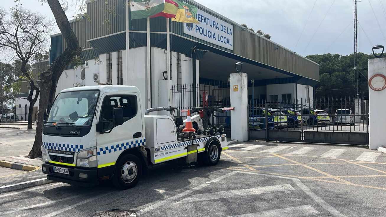 Nuevo contrato integral de grúa y balizamiento para El Puerto