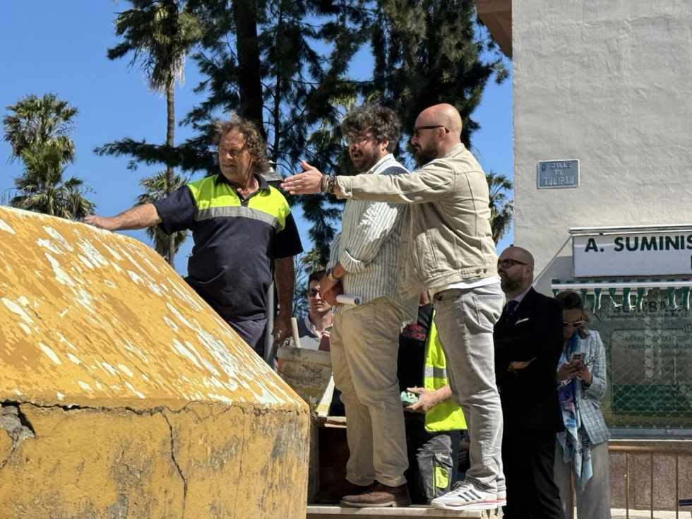 Beardo anuncia en El Tejar la construcci&oacute;n de un nuevo aparcamiento y otras mejoras