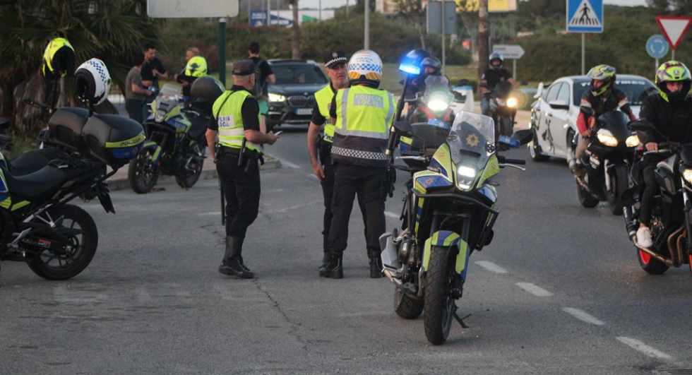 Dos detenidos m&aacute;s por delitos contra la seguridad vial en la motorada
