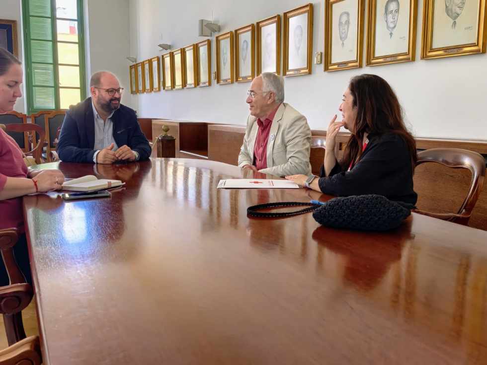 La Asamblea Local de Cruz Roja presenta su memoria de actividades de 2025