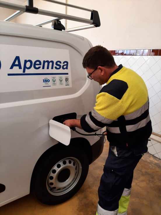 Aguas del Puerto refuerza su compromiso ambiental con la incorporación de vehículos eléctricos