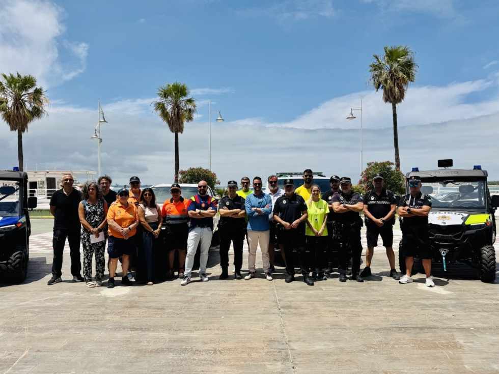 Arranca el servicio de vigilancia, salvamento y socorrismo en las playas de El Puerto con 50 profesionales