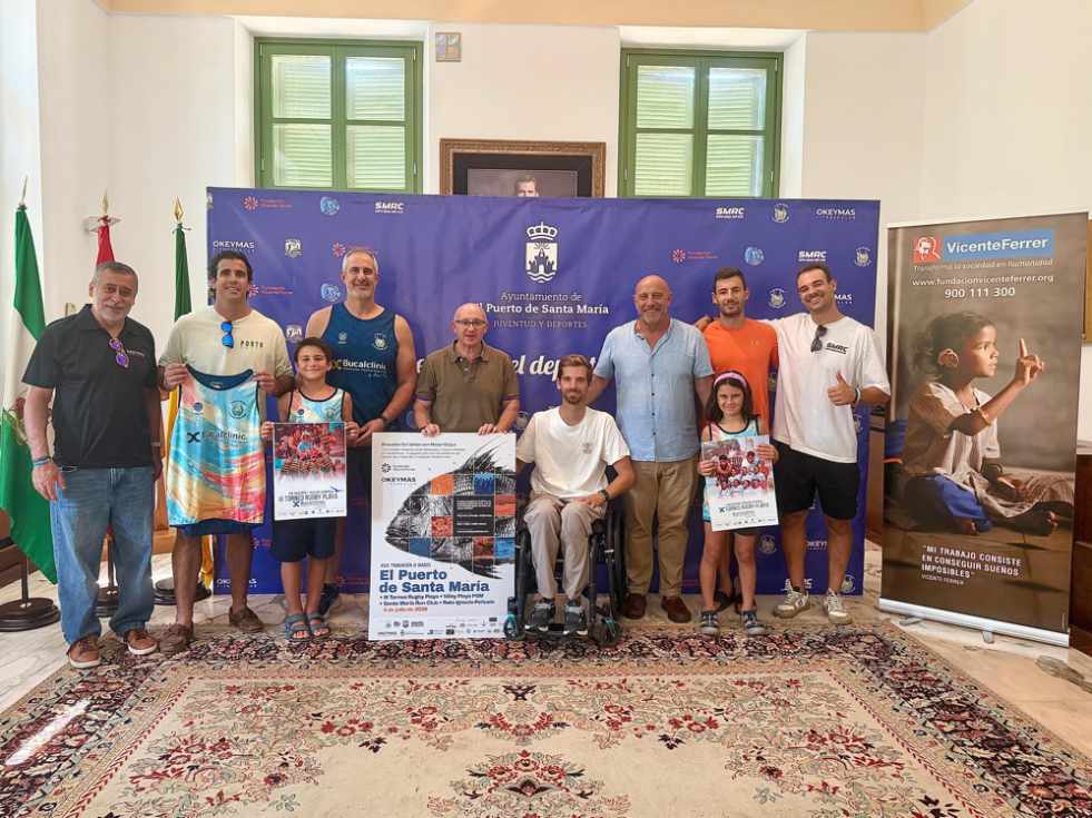 Gran jornada de deporte y solidaridad en la playa de La Puntilla