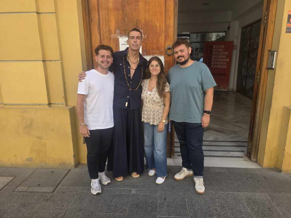 Calleja coordina con la Hermandad del Carmen los preparativos de la festividad