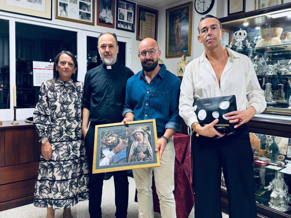 Germán Beardo acompaña a la Hermandad de la Soledad en la bendición de su Casa de Hermandad en su 460 aniversario fundacional