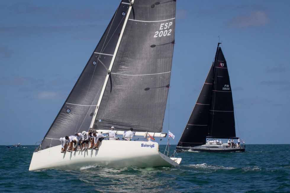 Duelo en la cumbre entre veleros gaditanos en el Campeonato de Andalucía de Crucero