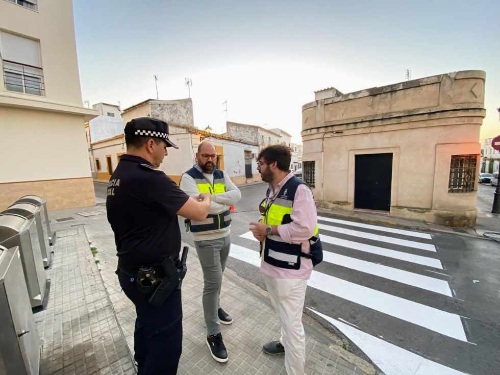 Refuerzo de la seguridad vial en el Barrio Alto con la mejora de la pintura de pasos de peatones