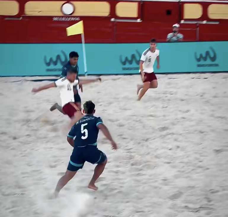 España tira de épica para derrotar a Paraguay en la prórroga del Mundialito de El Puerto (3-4)