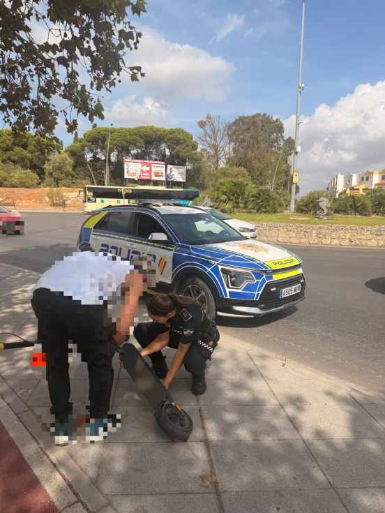 El operativo del Puente del Pilar se salda con 74 denuncias de tráfico, cuatro accidentes atendidos y 244 requerimientos ciudadanos