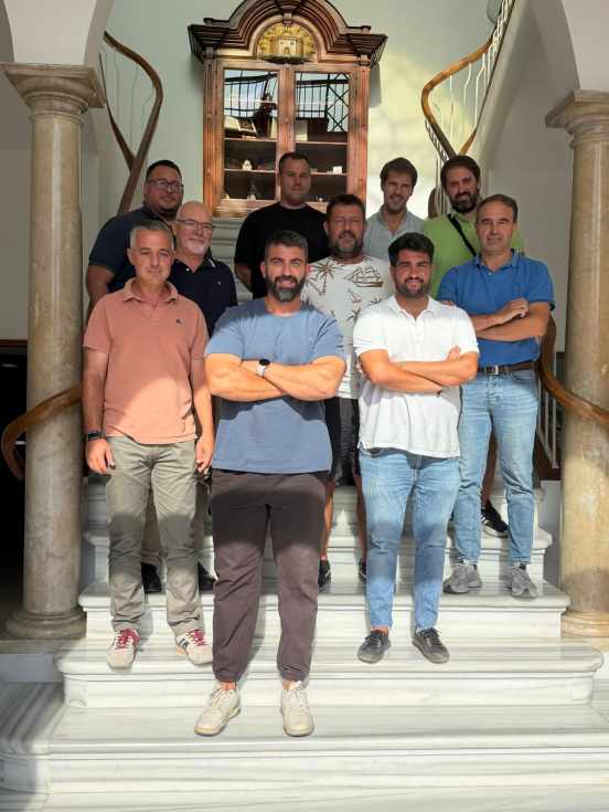 Reunión municipal con los clubes de fútbol de El Puerto para avanzar en la mejora de las instalaciones deportivas